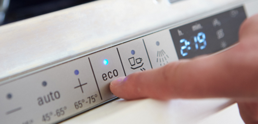 Lave-vaisselle avec classement énergétique européen A et programme éco
